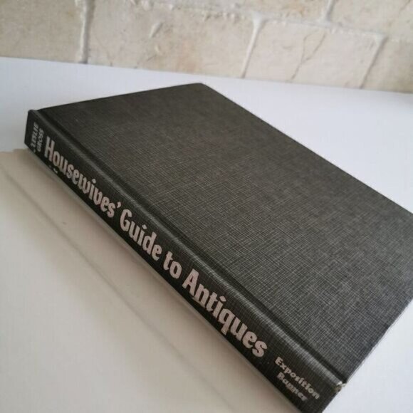 1959 Housewives Guide to Antiques Book by Leslie Gross, Illustrated Home Decor - Picture 2 of 7